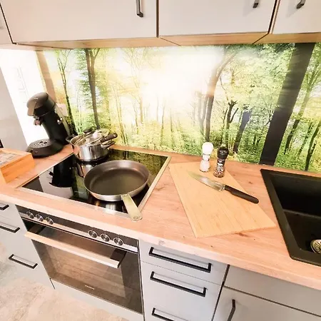 Apartment Orangehome: Waldlichtung - Zentral Zwischen Therme Und Stadtmitte *