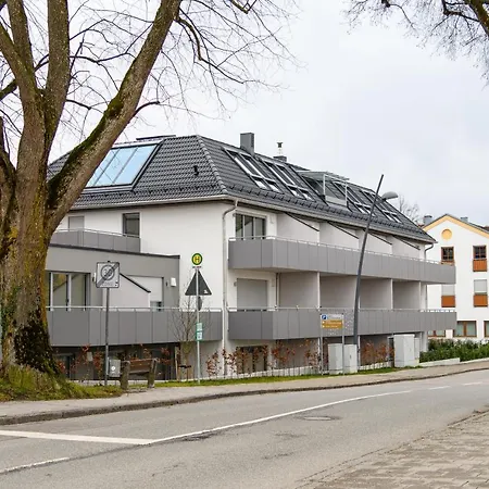 Orangehome: Waldlichtung - Zentral Zwischen Therme Und Stadtmitte * Bad Aibling