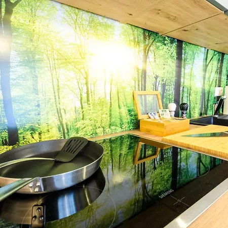 Apartment Orangehome: Waldlichtung - Zentral Zwischen Therme Und Stadtmitte